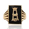 9CT GOLD ONYX RING at Ross's Online Art Auctions